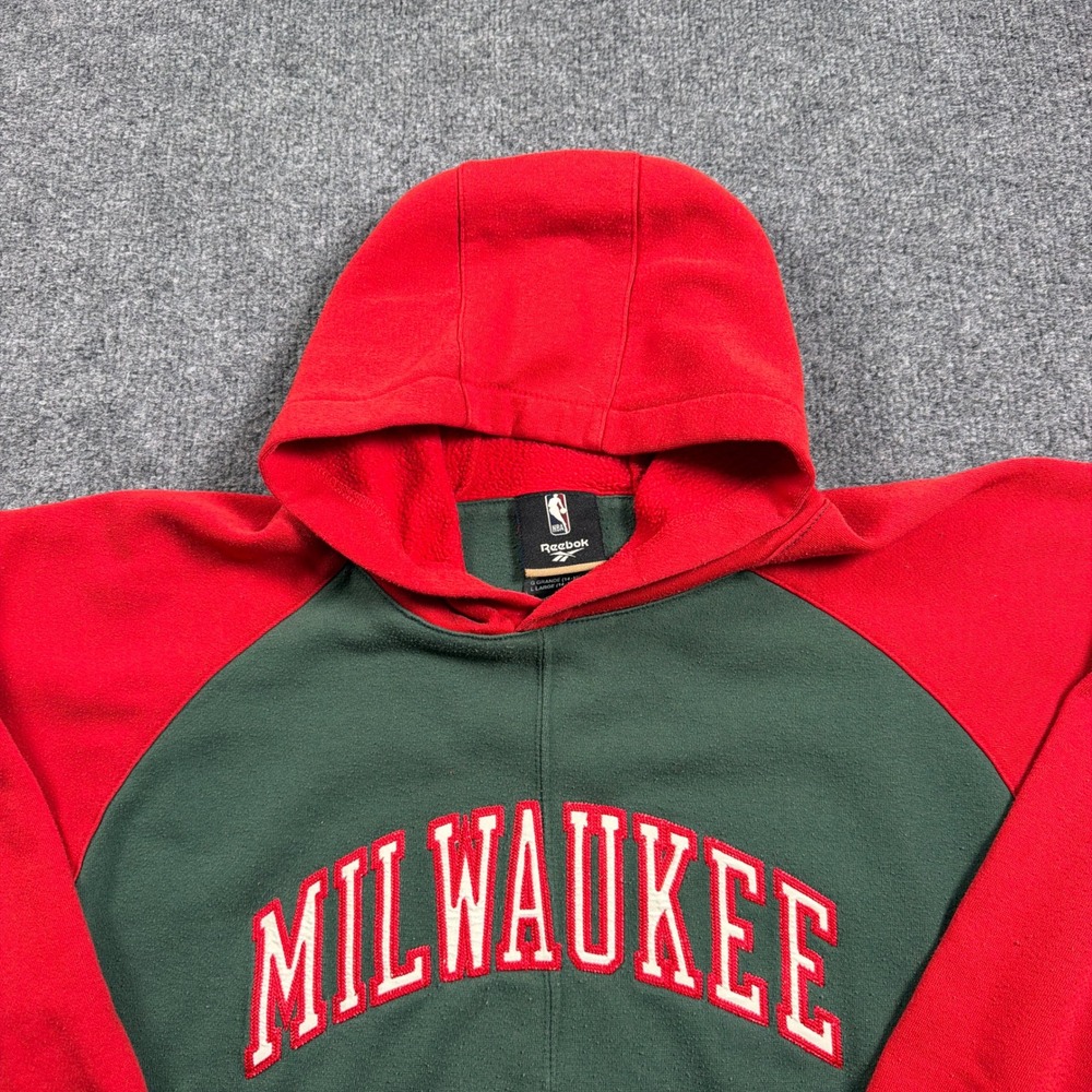 Vintage Reebok Milwaukee Bucks Hoodie Kids Size L 14-16 Green Red NBA Retro - Picture 2 of 15